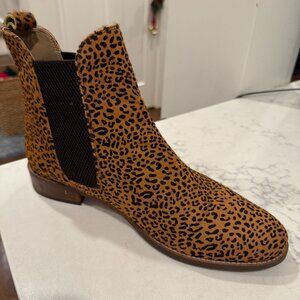 Leopard Print Chelsea Boot Size 10